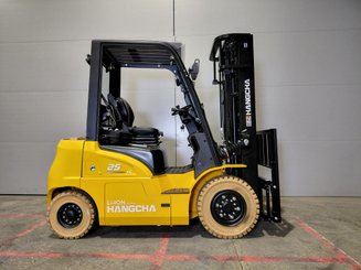 Four wheel front forklift Hangcha XE25Hi ( CPD25-XEY2H2-SI )