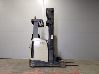 Reach truck Crown ESR 5260