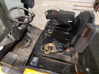 Four wheel front forklift Hyundai 45B9