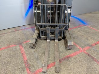 Reach truck Crown ESR 5260