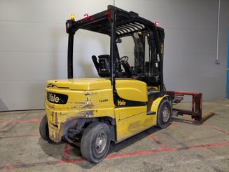 Four wheel front forklift Yale ERP45VL