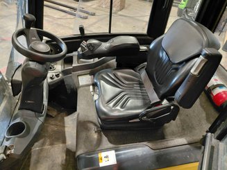 Four wheel front forklift Caterpillar EP30CN