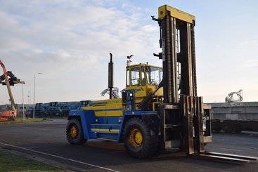 Four wheel front forklift Svetruck 45120-57 - 2
