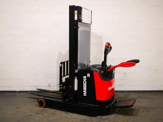 Straddle stacker Hangcha CDD12-AZ3S-M - 1