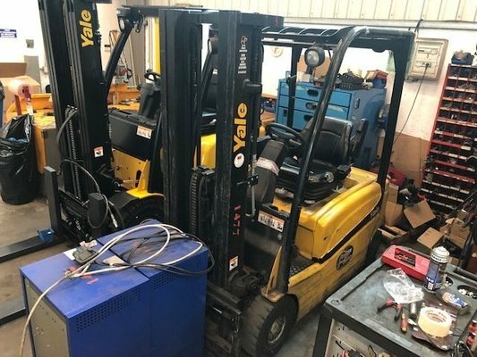 Electric forklift truck Yale ERP16VF LWB - 1