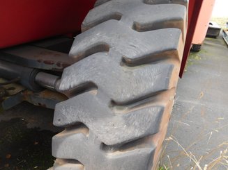 Four wheel front forklift Kalmar DCD 320-12 - 7