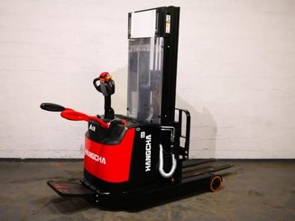 Straddle stacker Hangcha CDD12-AZ3S-M