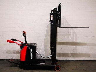 Straddle stacker Hangcha CDD12-AZ3S-M