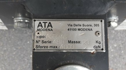 Tow tractor ATA 5500 LPG