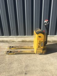 Electric pallet truck Yale MP20 AC