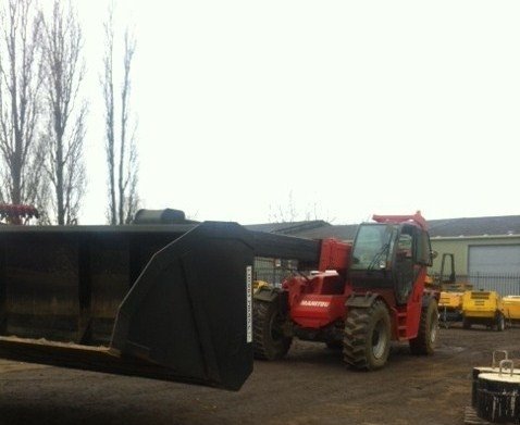 Telehandler Manitou MHT10120 - 1