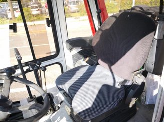 Four wheel front forklift Mora M100C - 10