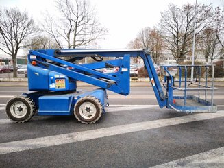 Articulated boom lift platform Upright AB46E