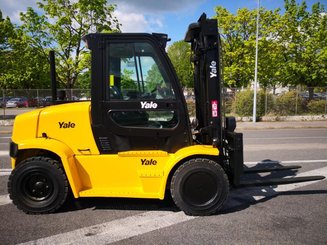 Four wheel front forklift Yale GDP60VX
