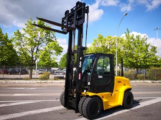 Four wheel front forklift Yale GDP60VX
