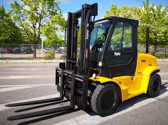 Four wheel front forklift Yale GDP60VX