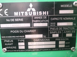 Four wheel front forklift Mitsubishi FD40N - 12