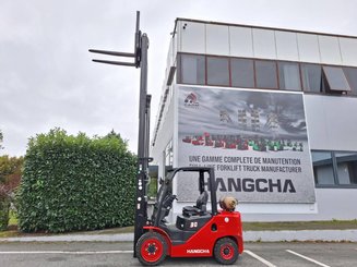 Four wheel front forklift Hangcha XF30G - 8