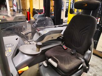Reach truck Crown ESR5000 2.0