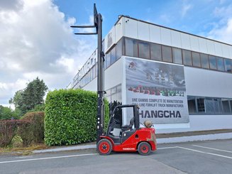 Four wheel front forklift Hangcha XF35G - 4
