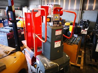 Vertical lift platform JLG TOUCAN DUO