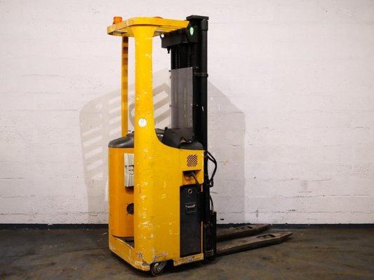 Stand-on pallet stacker Caterpillar NSR16K - 1