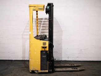 Stand-on pallet stacker Caterpillar NSR16K - 2