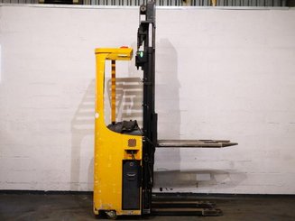 Stand-on pallet stacker Caterpillar NSR16K - 3