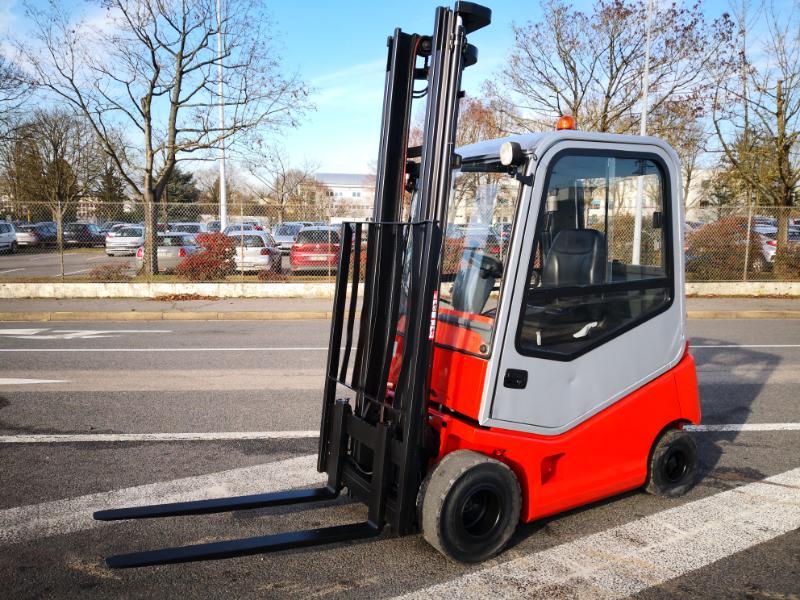 Four wheel counterbalanced forklift BT C4D150D - 1