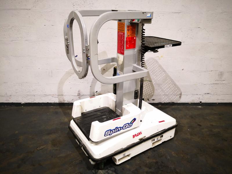 Vertical lift platform Bravi Lui SPIN GO - 1