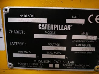 Four wheel front forklift Caterpillar EC25N - 7