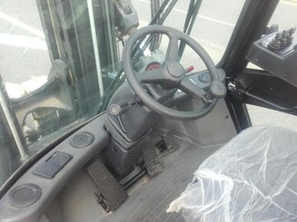 Four wheel front forklift Yale GDP160EC12 - 4