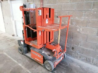 Vertical lift platform JLG TOUCAN DUO
