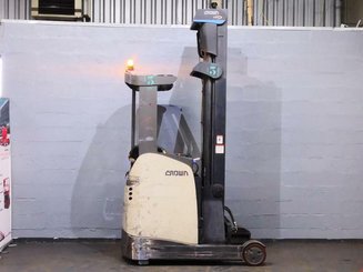 Reach truck Crown ESR5000-1.4 - 4