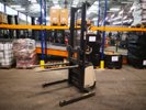 Straddle stacker Crown ST3000-1.0 - 6
