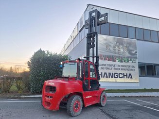 Four wheel front forklift Hangcha XF70D