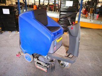 Walk-behind scrubber dryer Dulevo H610RO - 1