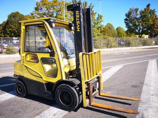 Four wheel front forklift Hyster H2.5FT - 1