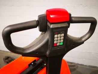 Pedestrian pallet truck Toyota 7PM20 - 5