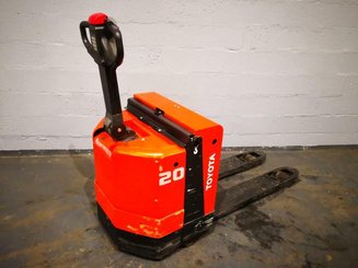 Pedestrian pallet truck Toyota 7PM20 - 1