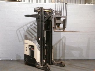 Reach truck Crown RR5725-35 - 6