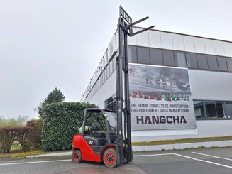 Four wheel front forklift Hangcha XF25G