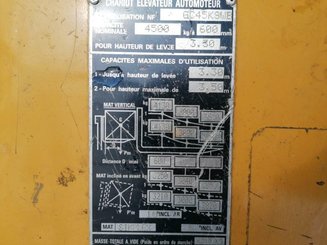 Four wheel front forklift Caterpillar GC45K - 3