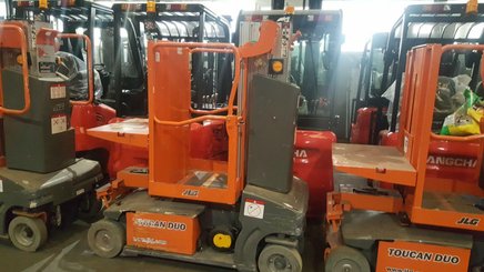 Vertical lift platform JLG TOUCAN DUO - 1