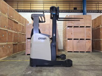 Reach truck Crown ESR5220-1.4 - 11