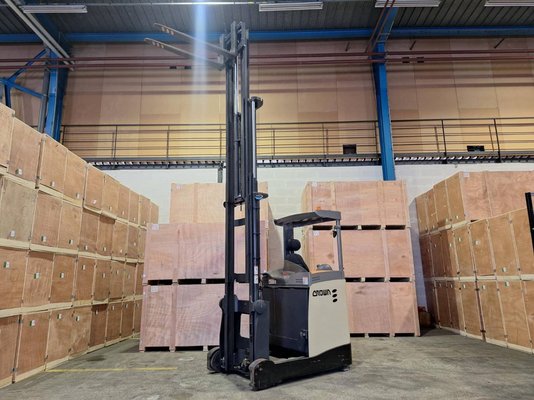 Reach truck Crown ESR5220-1.4 - 1