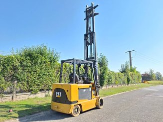 Four wheel front forklift Caterpillar EC55N
