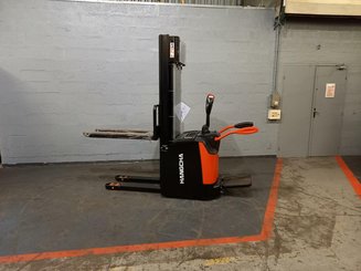 Stacker truck with folding platform Hangcha CDD20 AZ3S - 3