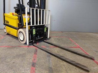 Electric forklift truck Yale ERP30 ALF