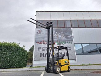 Electric forklift truck Yale ERP25VL - 6